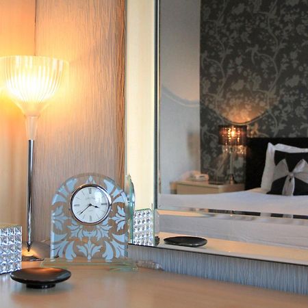 סקארבורו The Paragon - Guest Accommodation מראה חיצוני תמונה