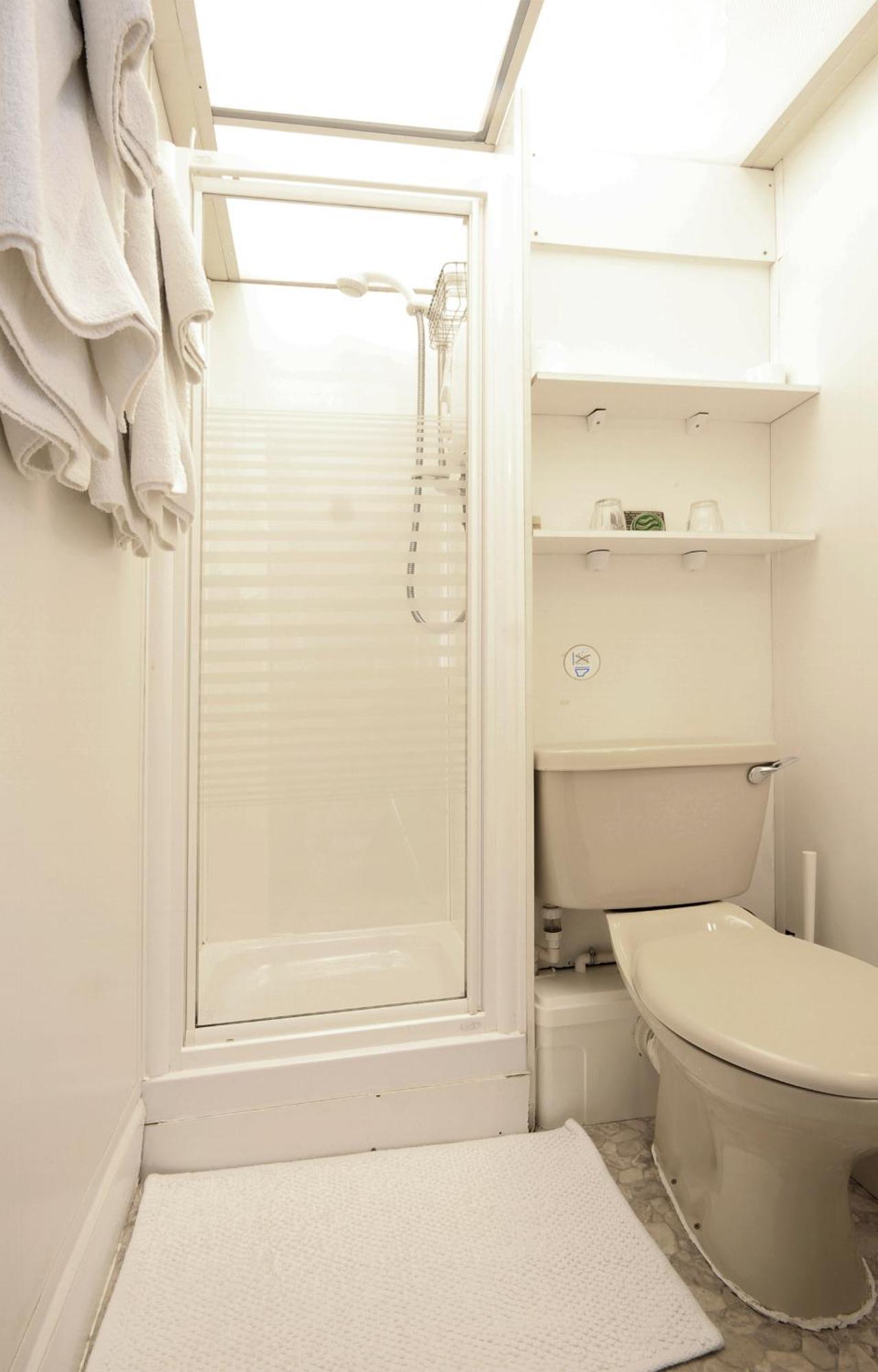 סקארבורו The Paragon - Guest Accommodation חדר תמונה