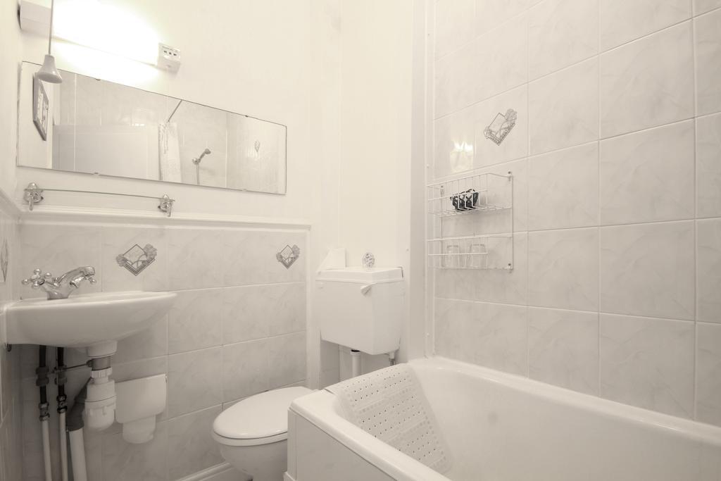 סקארבורו The Paragon - Guest Accommodation חדר תמונה