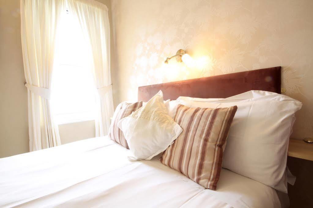 סקארבורו The Paragon - Guest Accommodation מראה חיצוני תמונה